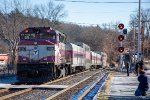 MBTA 1115 shoves train 410 Inbound